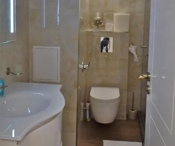 Center Gramophone With Private Parking Burgas Stad