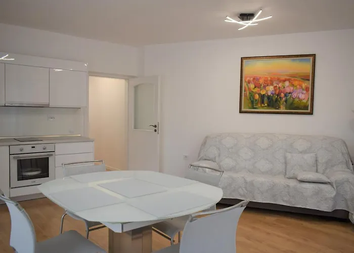 Apartamento Center Gramophone With Private Parking Burgas